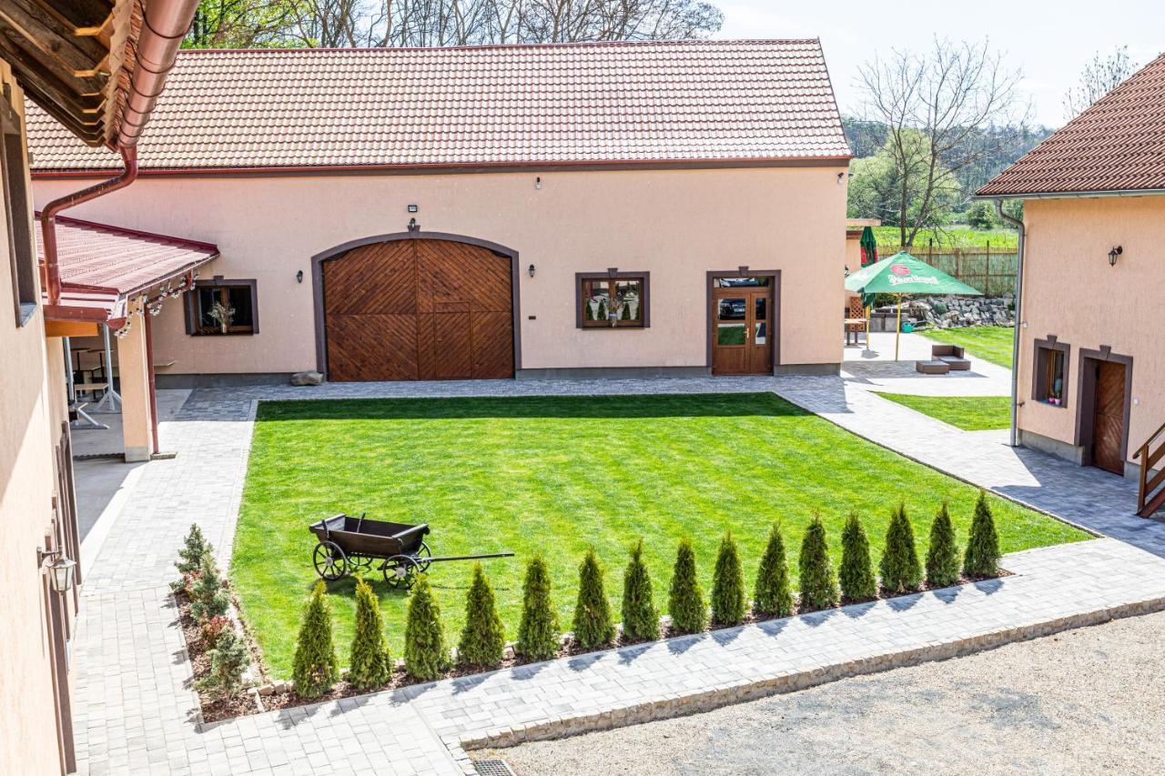 Apartmany Pod Ripem Roudnice nad Labem Exterior photo