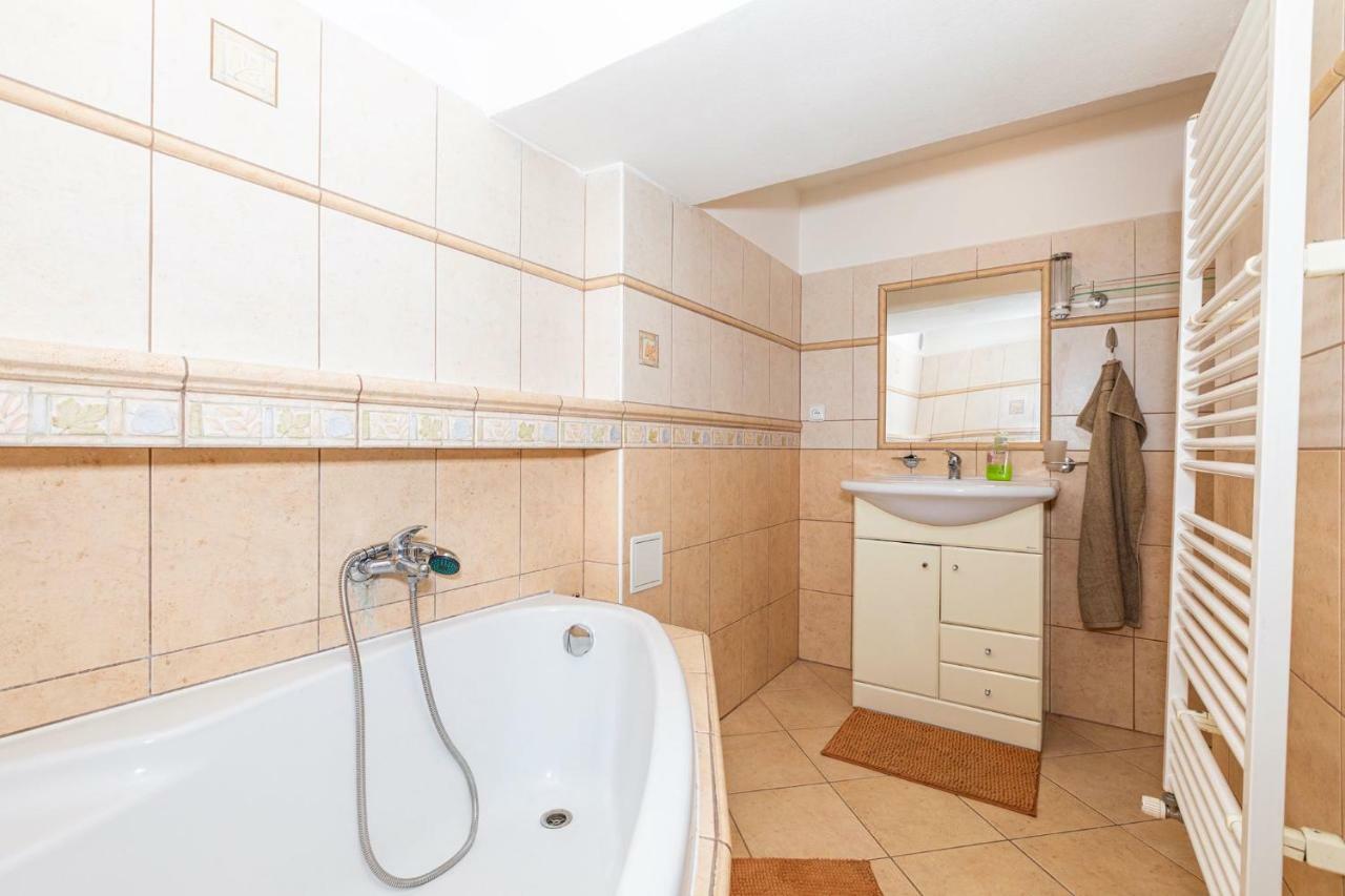 Apartmany Pod Ripem Roudnice nad Labem Exterior photo